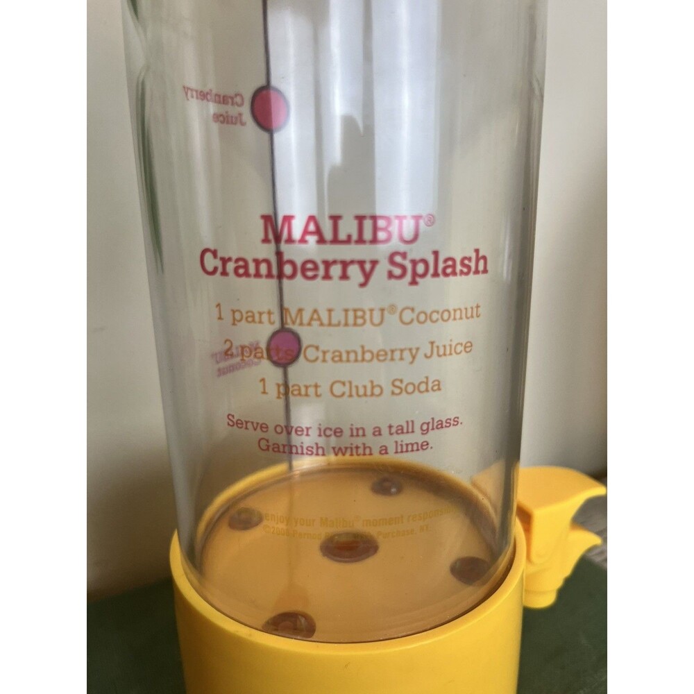 MALIBU RUM Cranberry Splash Mixed Drink Cocktail Recipe Dispenser 96 Ounces! - Picture 5 of 9